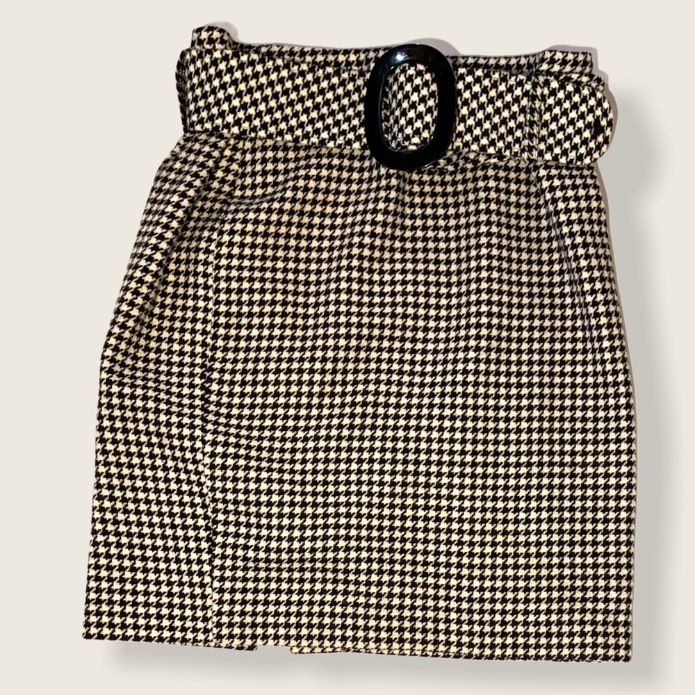 Melanie Lyne plaid skirt